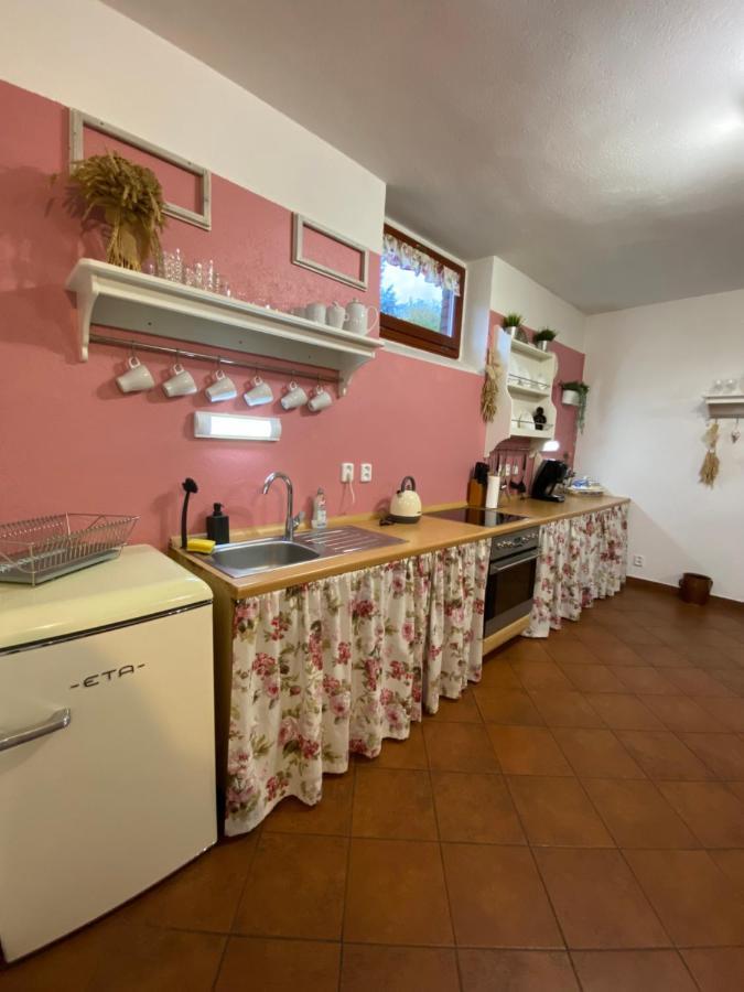 Chalupa Na Louce Salmov Mikulášovice Buitenkant foto